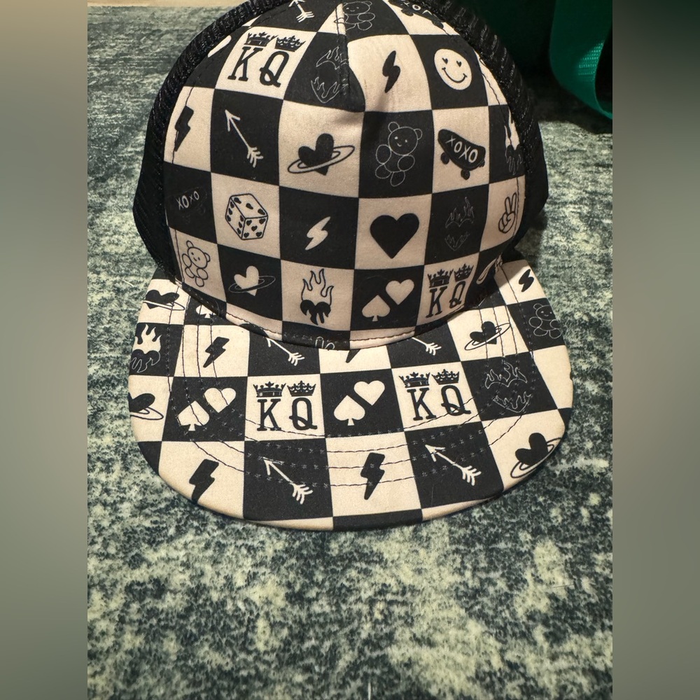 Bums and Roses What the spade hat size kid
